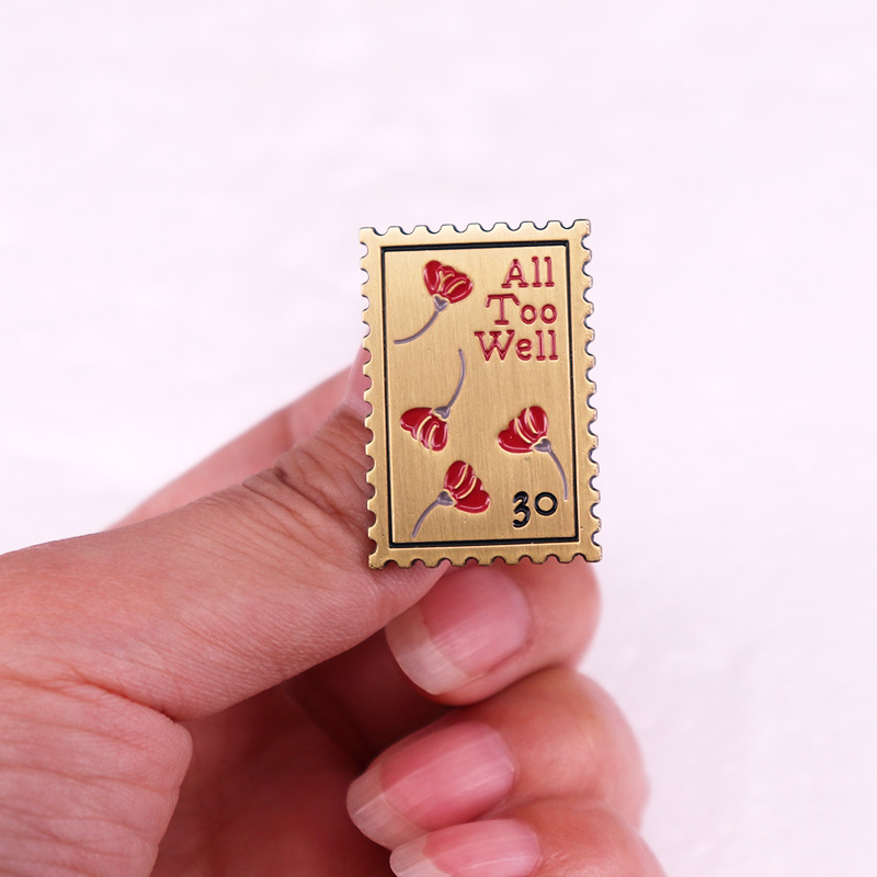 Semua Terlalu baik Enamel Pin  - Music ulasan dan harga