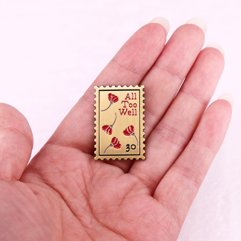 Semua Terlalu baik Enamel Pin  - Music ulasan dan harga
